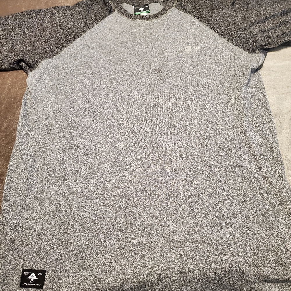 Lrg silver charcoal heathered two tone t-shirt XL